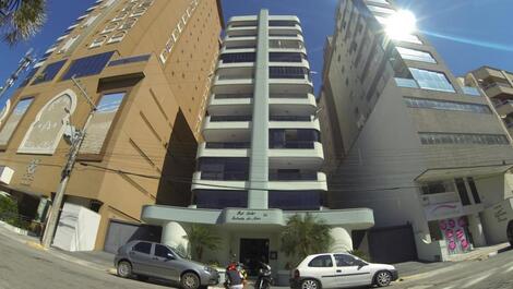 AP-022 AMBIENTE AGRADABLE CON GRAN BALCON