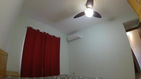 AP-022 AMBIENTE AGRADABLE CON GRAN BALCON