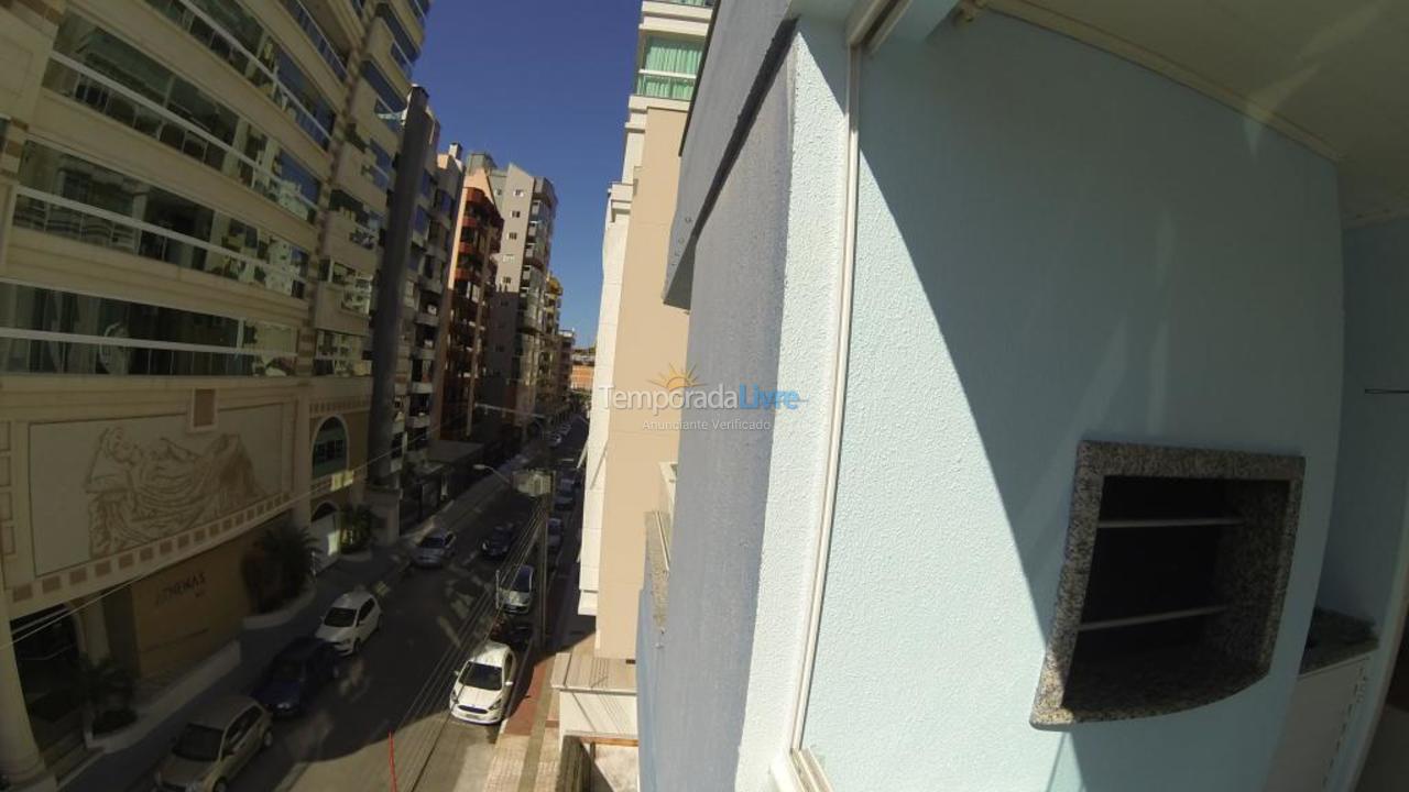 Apartment for vacation rental in Itapema (Meia Praia)