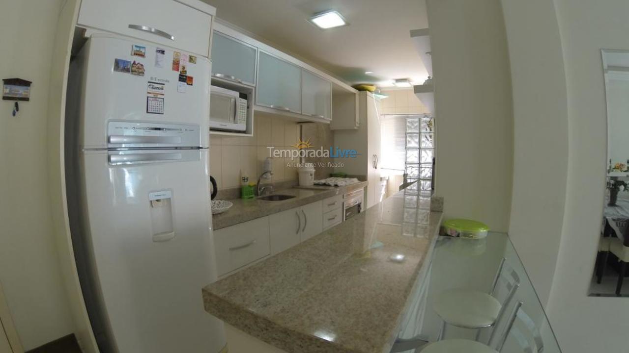 Apartment for vacation rental in Itapema (Meia Praia)