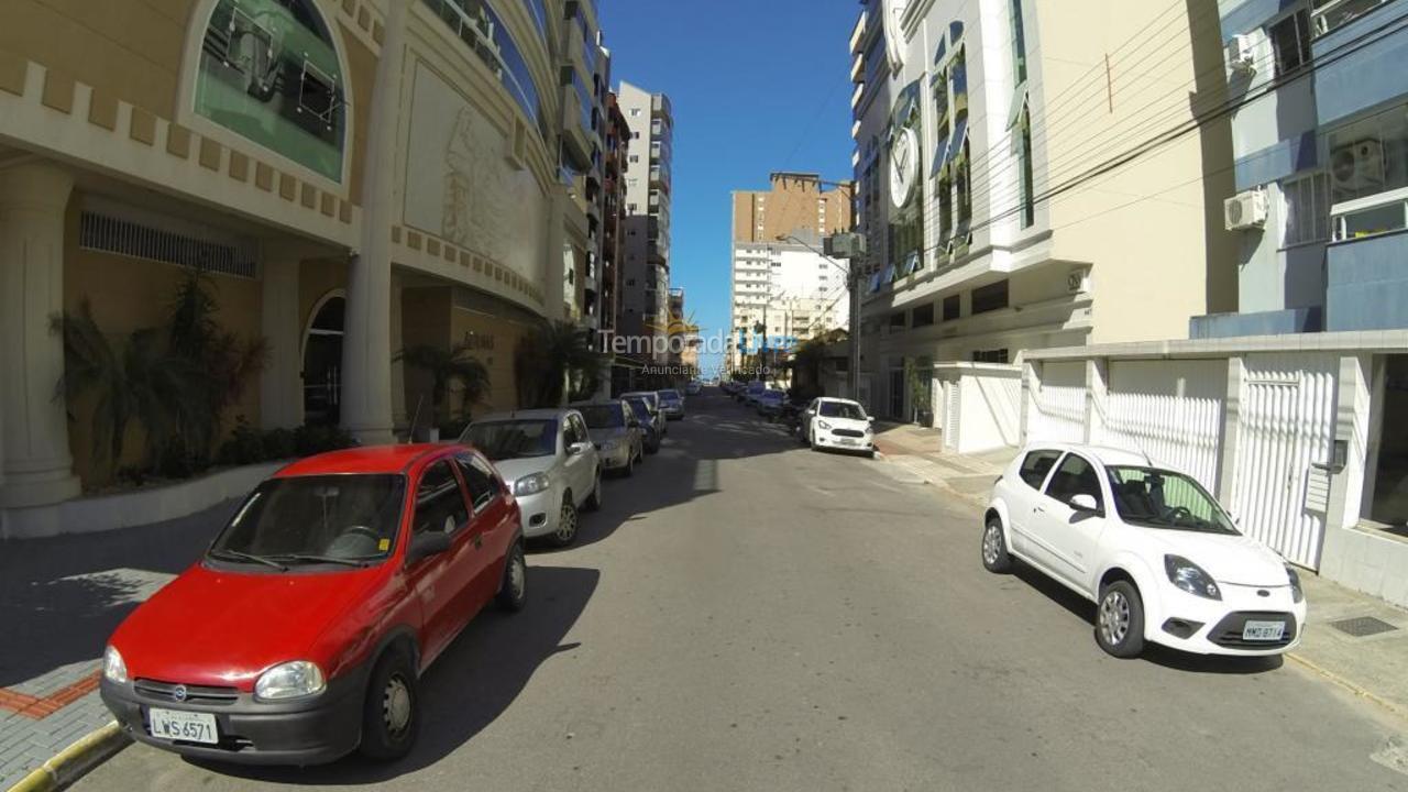 Apartment for vacation rental in Itapema (Meia Praia)