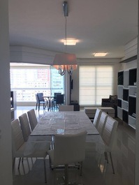 AP-012 FINAMENTE MOBILIADO 03 SUÍTES 01COM HIDROMASSAGEM VISTA PRO MAR