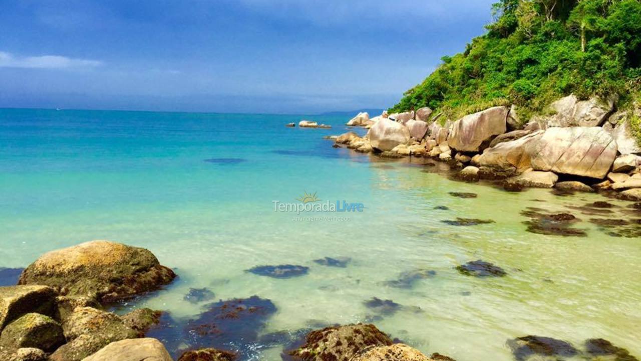 Apartamento para alquiler de vacaciones em Governador Celso Ramos (Praia das Cordas)