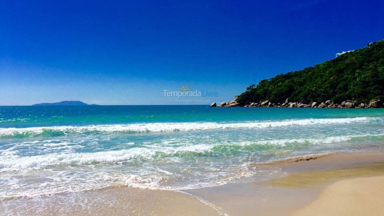 Apartamento para alquiler de vacaciones em Governador Celso Ramos (Praia das Cordas)