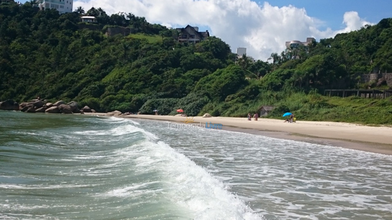 Apartamento para alquiler de vacaciones em Governador Celso Ramos (Praia das Cordas)