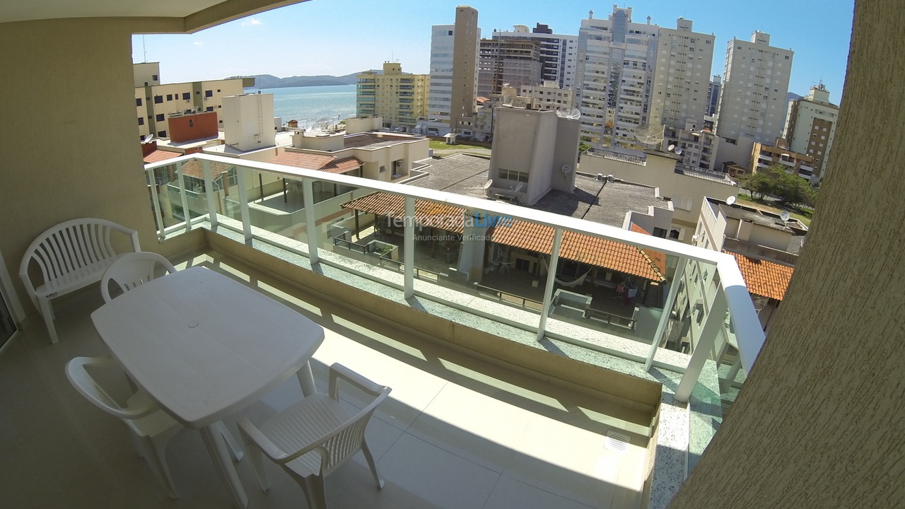 Apartment for vacation rental in Itapema (Meia Praia)