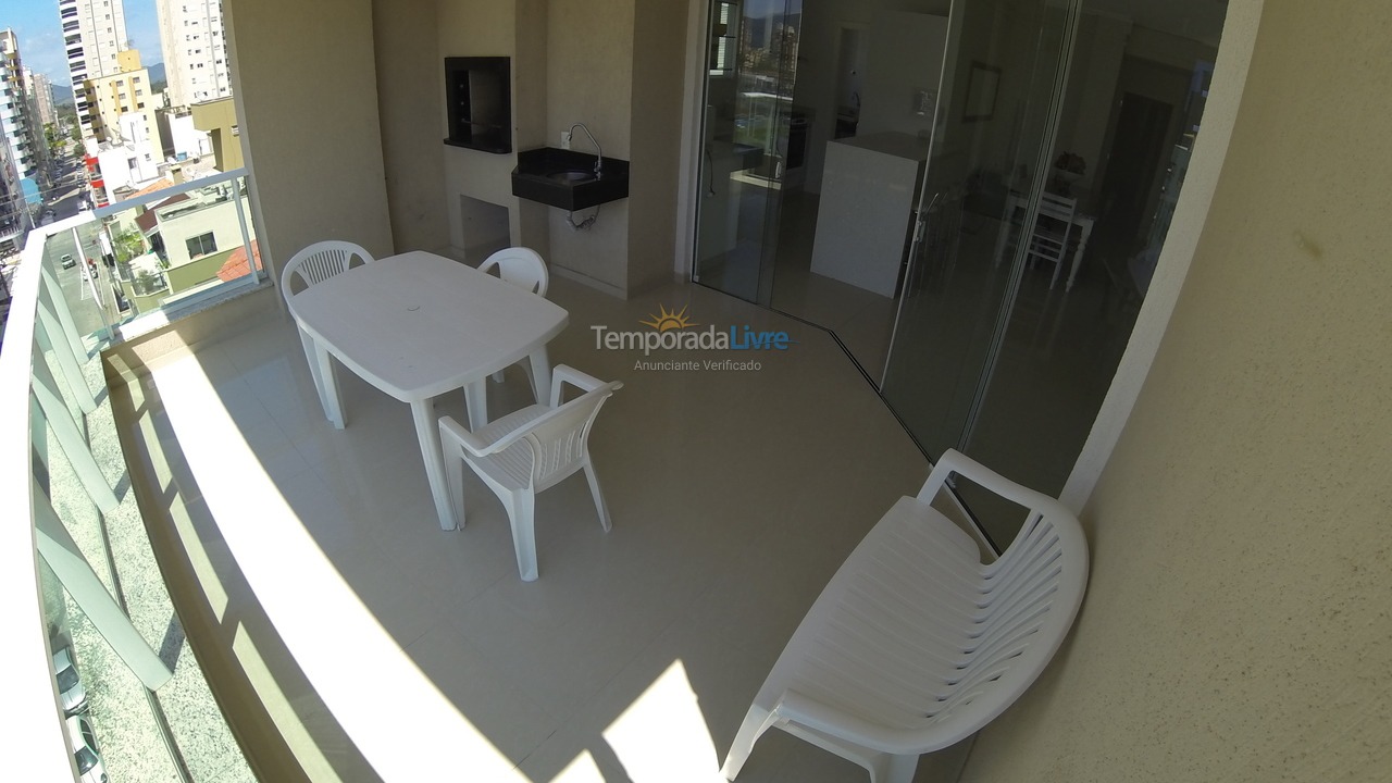 Apartment for vacation rental in Itapema (Meia Praia)