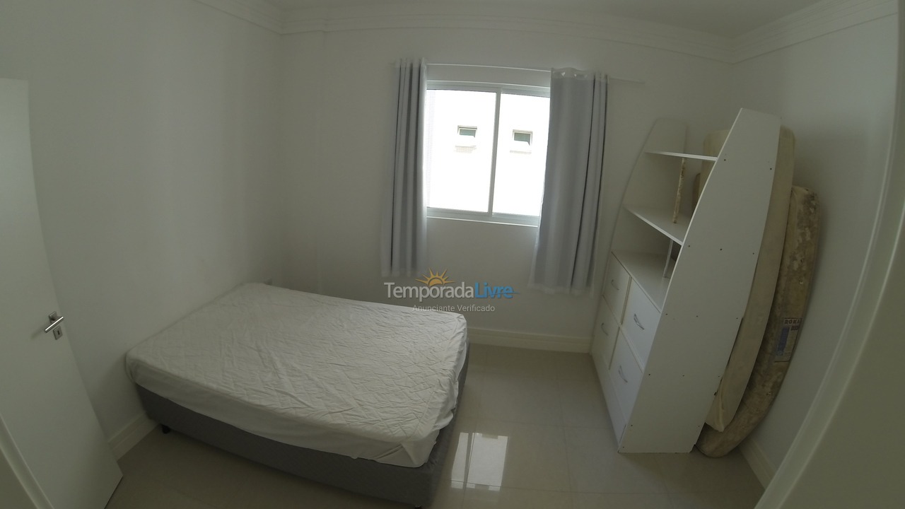 Apartment for vacation rental in Itapema (Meia Praia)