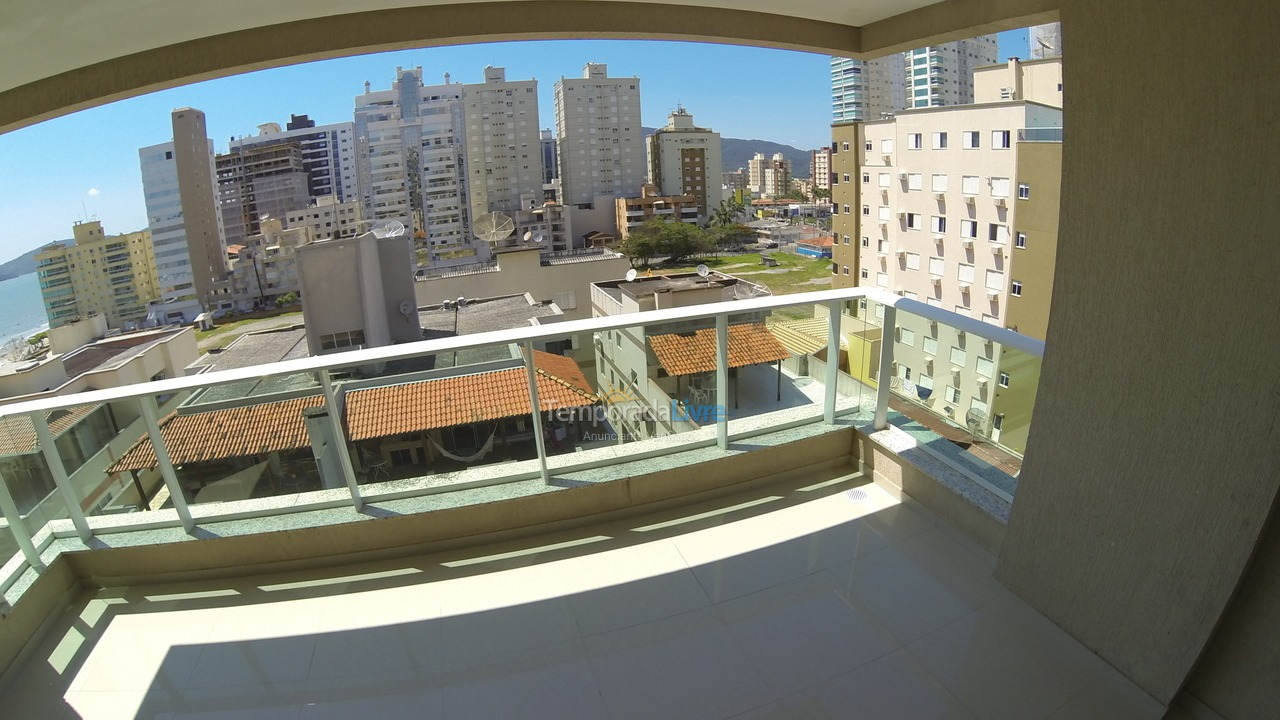 Apartment for vacation rental in Itapema (Meia Praia)