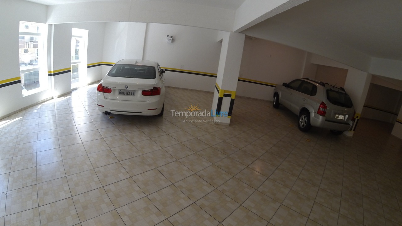 Apartment for vacation rental in Itapema (Meia Praia)