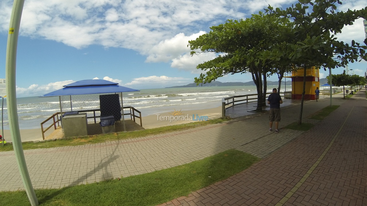 Apartamento para alquiler de vacaciones em Itapema (Meia Praia)