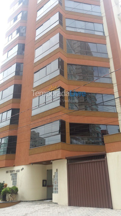 Apartment for vacation rental in Itapema (Meia Praia)