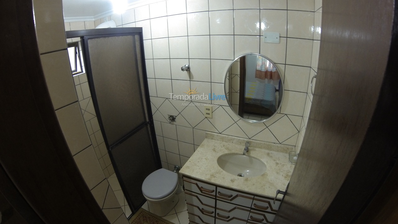 Apartamento para alquiler de vacaciones em Itapema (Meia Praia)