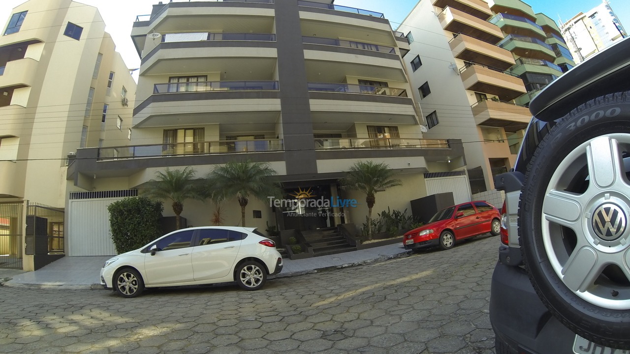 Apartamento para alquiler de vacaciones em Itapema (Meia Praia)