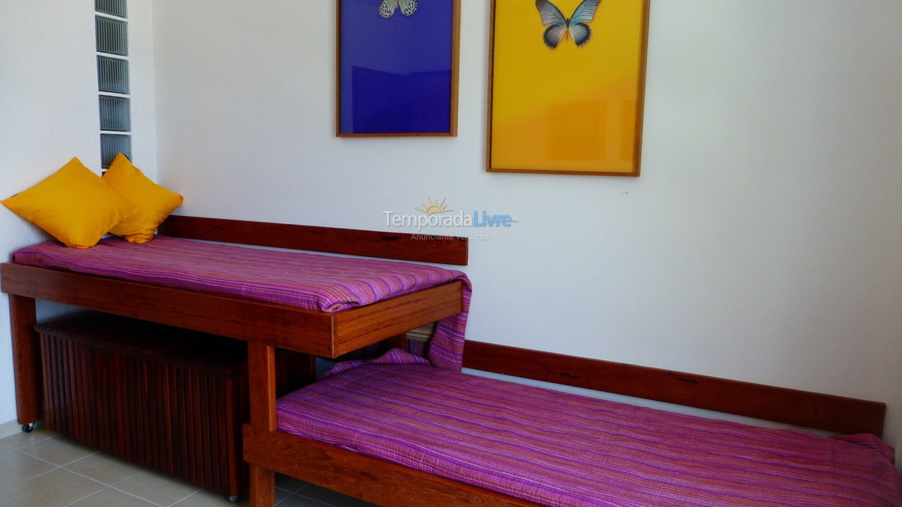 Apartment for vacation rental in Ubatuba (Praia das Toninhas)