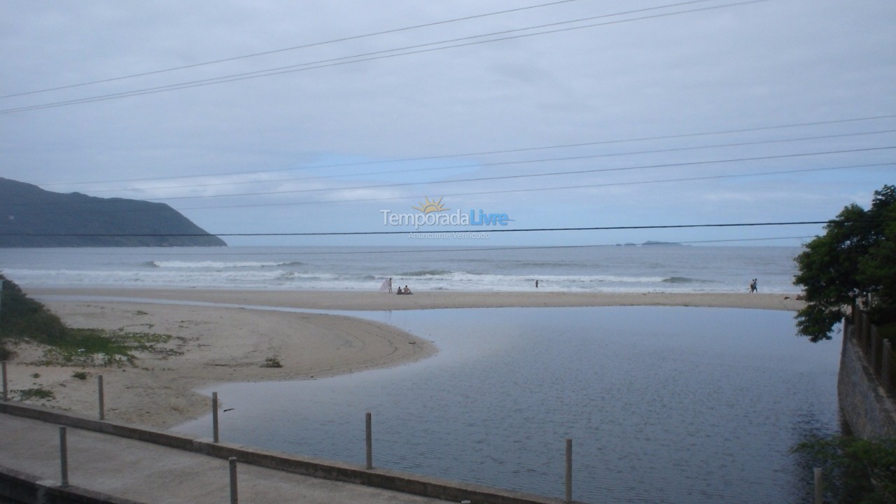 Casa para alquiler de vacaciones em Florianópolis (Praia da Solidão)