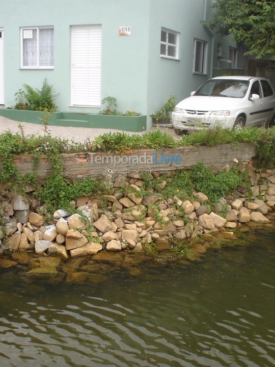 Casa para alquiler de vacaciones em Florianópolis (Praia da Solidão)