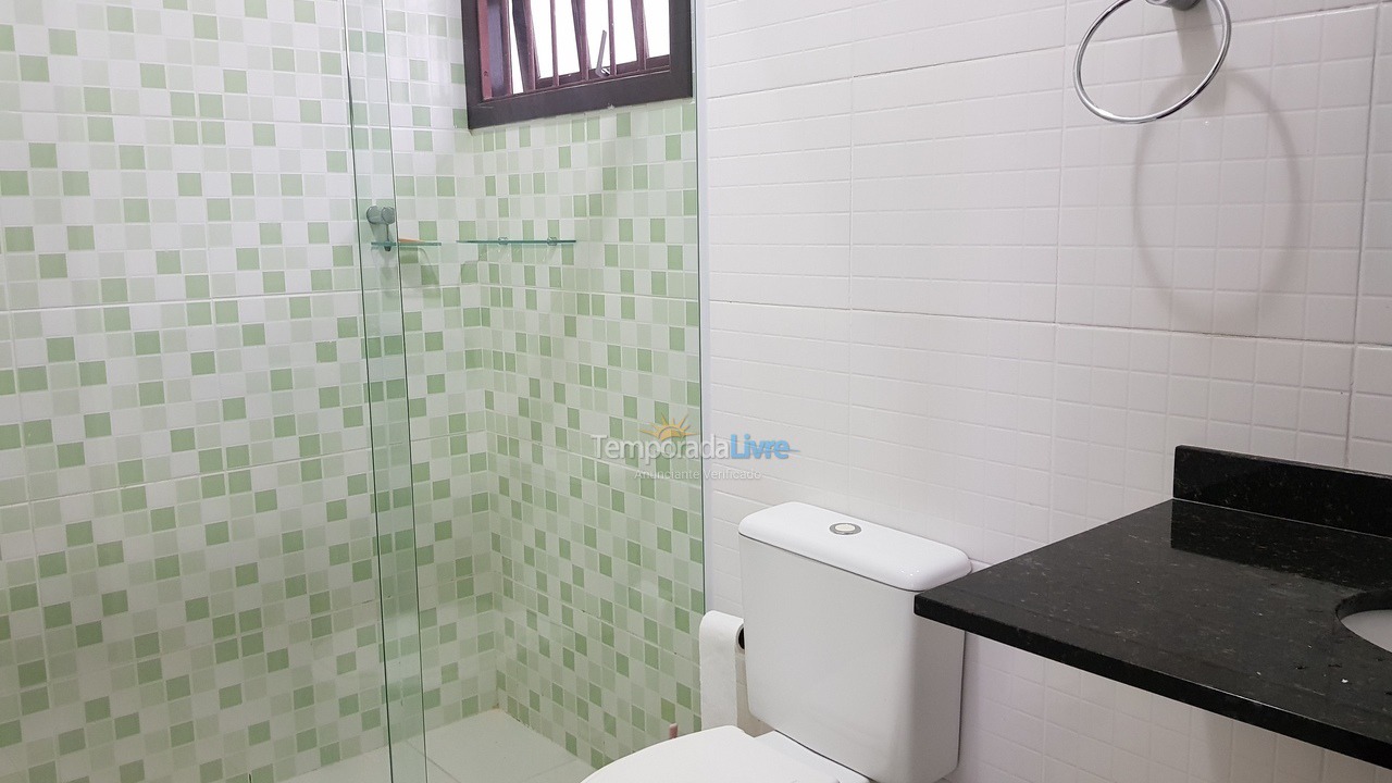 Casa para aluguel de temporada em Ubatuba (Praia das Toninhas)