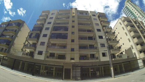 Ap-129 Apartamento 03 dormitorios, cerca de la Avenida