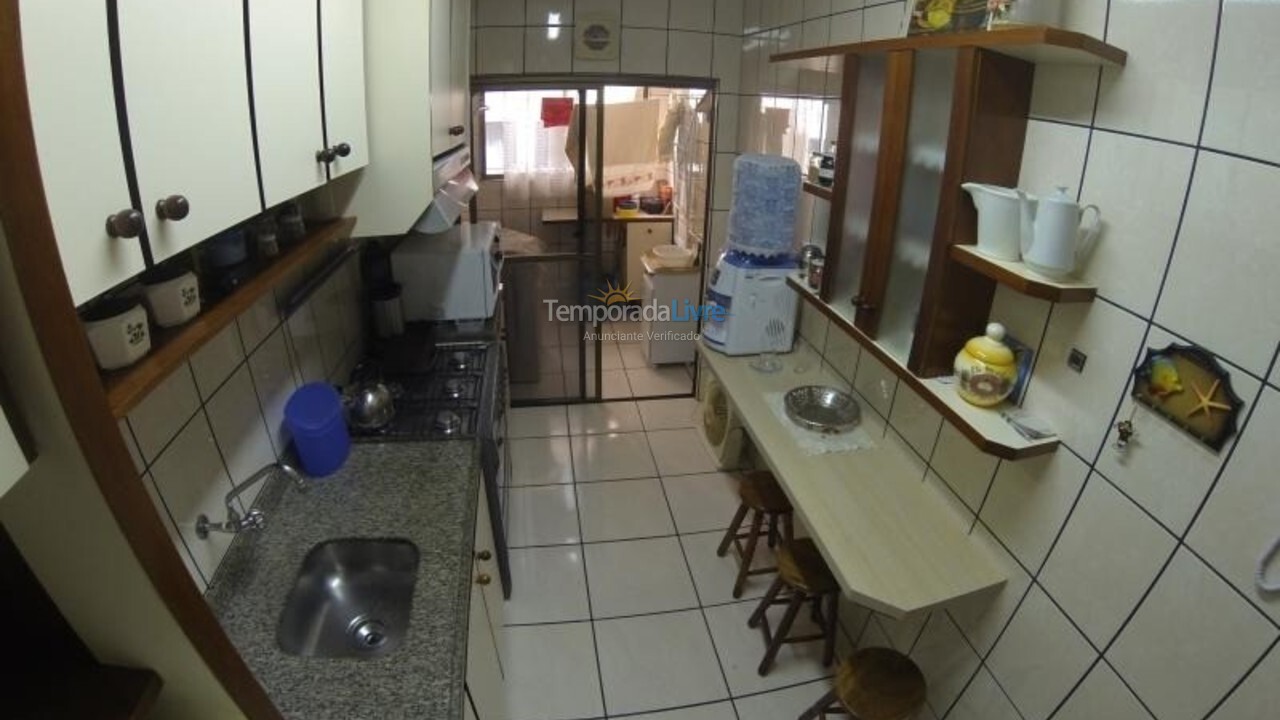 Apartamento para alquiler de vacaciones em Itapema (Meia Praia)