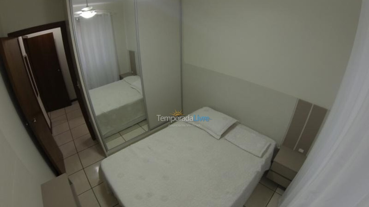 Apartamento para alquiler de vacaciones em Itapema (Meia Praia)