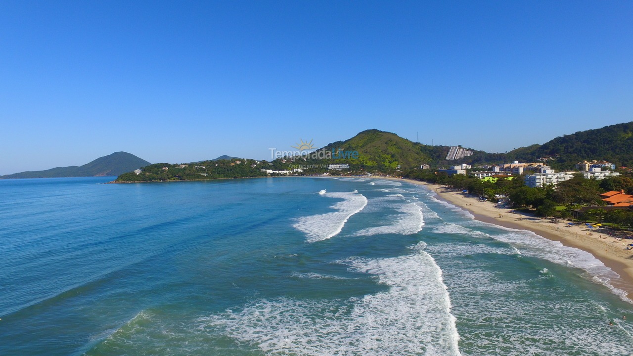 Casa para aluguel de temporada em Ubatuba (Praia das Toninhas)