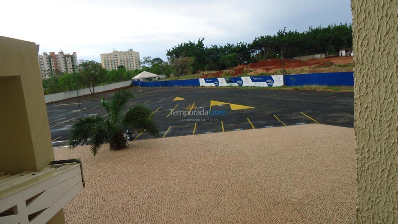 Apartamento para aluguel de temporada em Rio Quente (Esplanada)