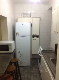 FIT. GUARUJÁ ENSEADA At 300 mts. FROM THE BEACH TO YOU AND YOUR FAMILY WITH EVERYTHING NEAR!