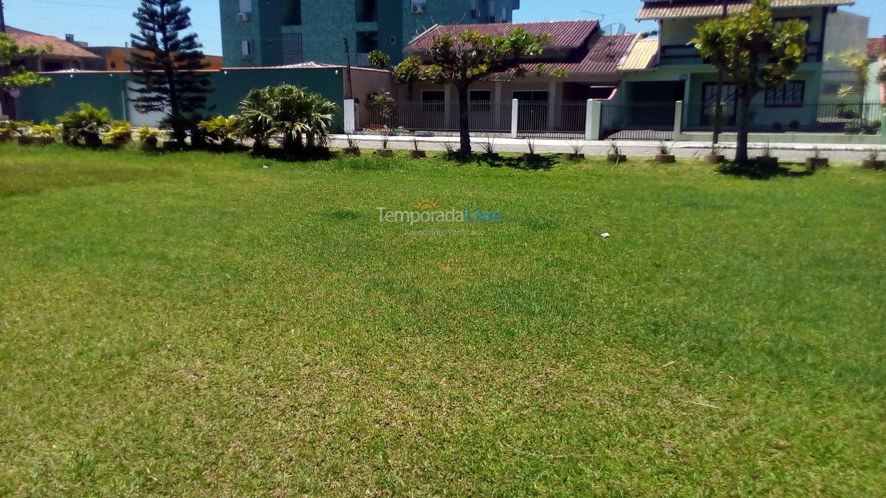 Casa para alquiler de vacaciones em São Francisco do Sul (Enseada)