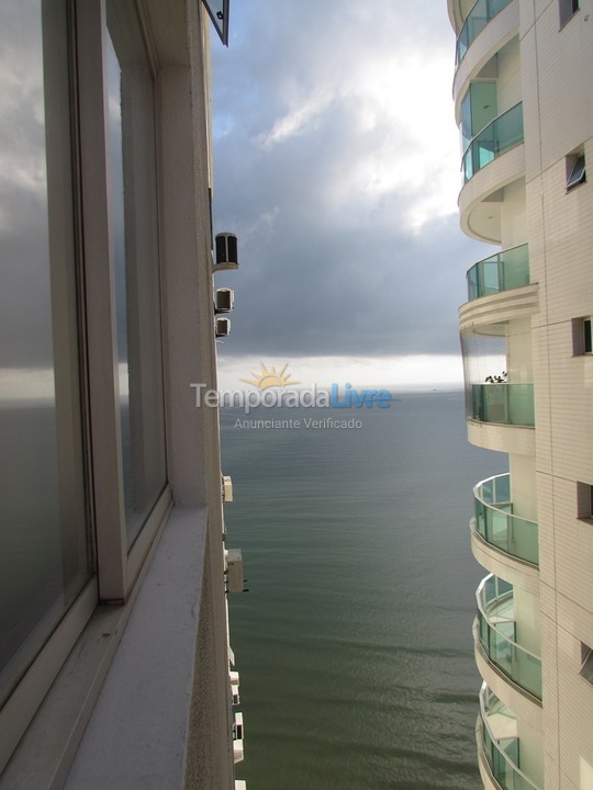 Apartamento para aluguel de temporada em Balneário Camboriú (Praia Central)