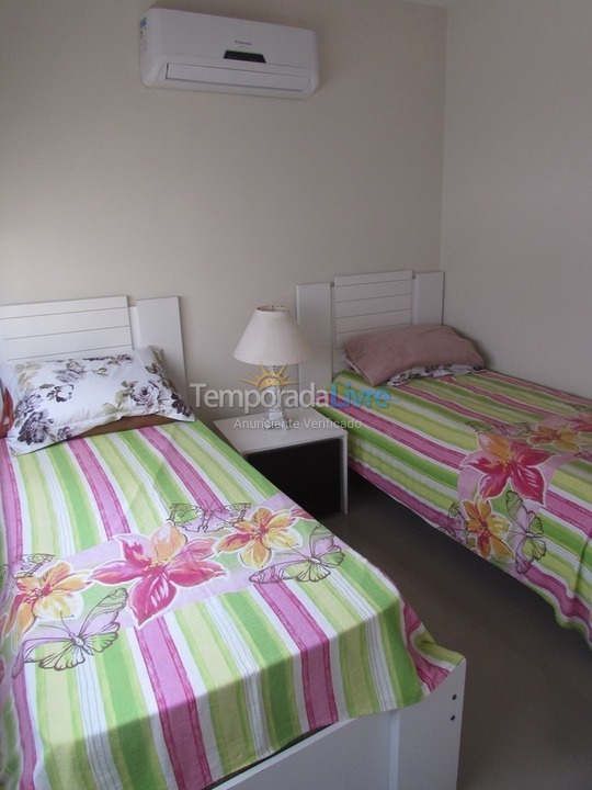 Apartamento para aluguel de temporada em Balneário Camboriú (Praia Central)