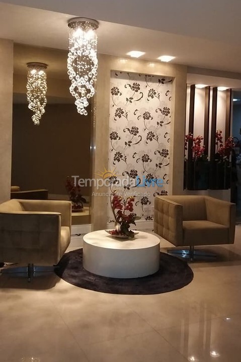 Apartamento para aluguel de temporada em Itapema (Meia Praia)