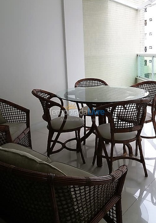 Apartamento para aluguel de temporada em Itapema (Meia Praia)