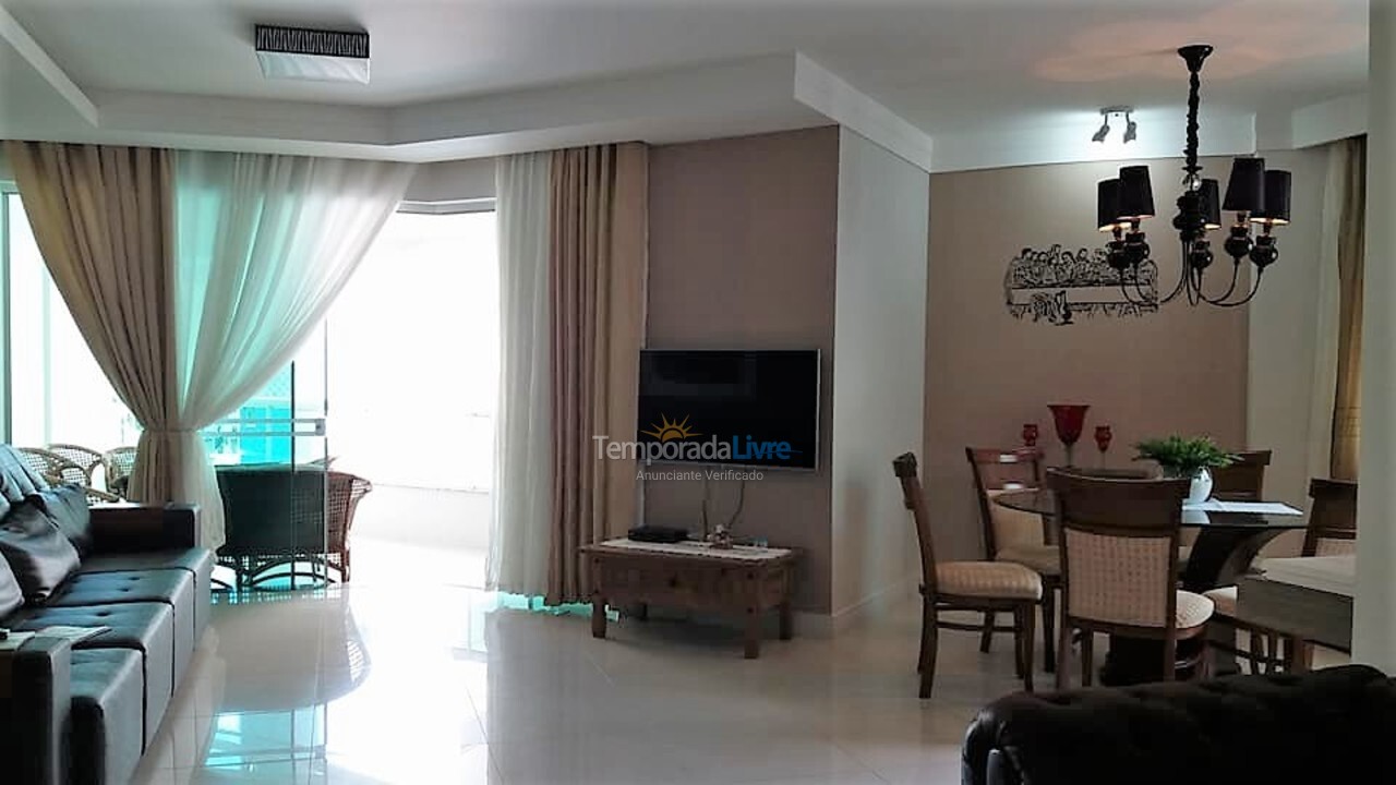 Apartamento para aluguel de temporada em Itapema (Meia Praia)