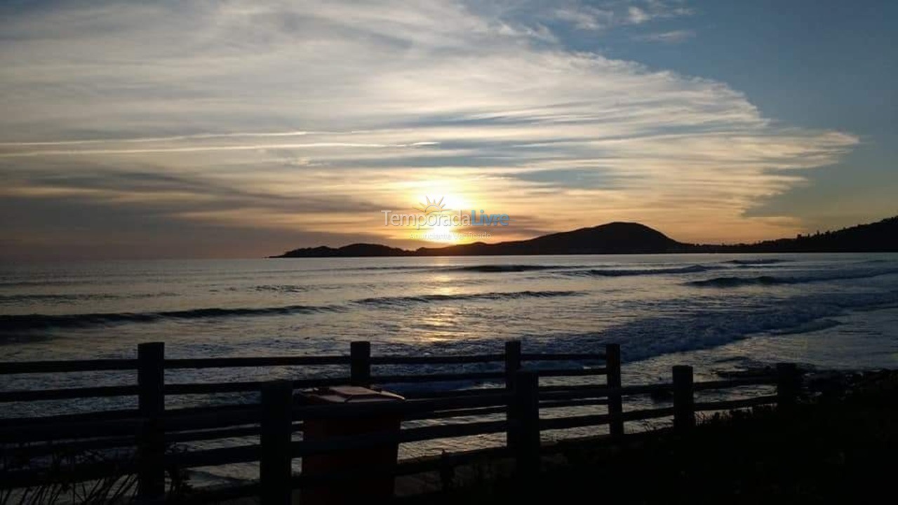 Apartamento para alquiler de vacaciones em Bombinhas (Praia de Bombas)