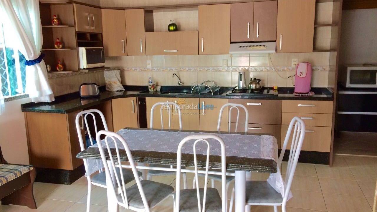 House for vacation rental in Balneário Camboriú (Praia do Estaleirinho)