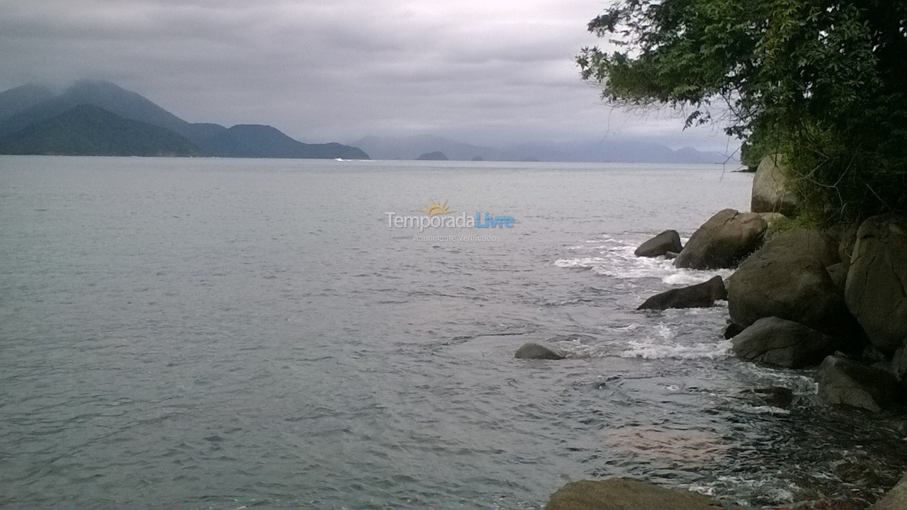 Apartamento para aluguel de temporada em Ubatuba (Itaguá)