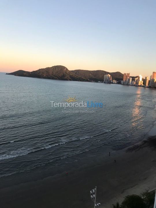 Apartamento para aluguel de temporada em Balneário Camboriú (Praia Central)