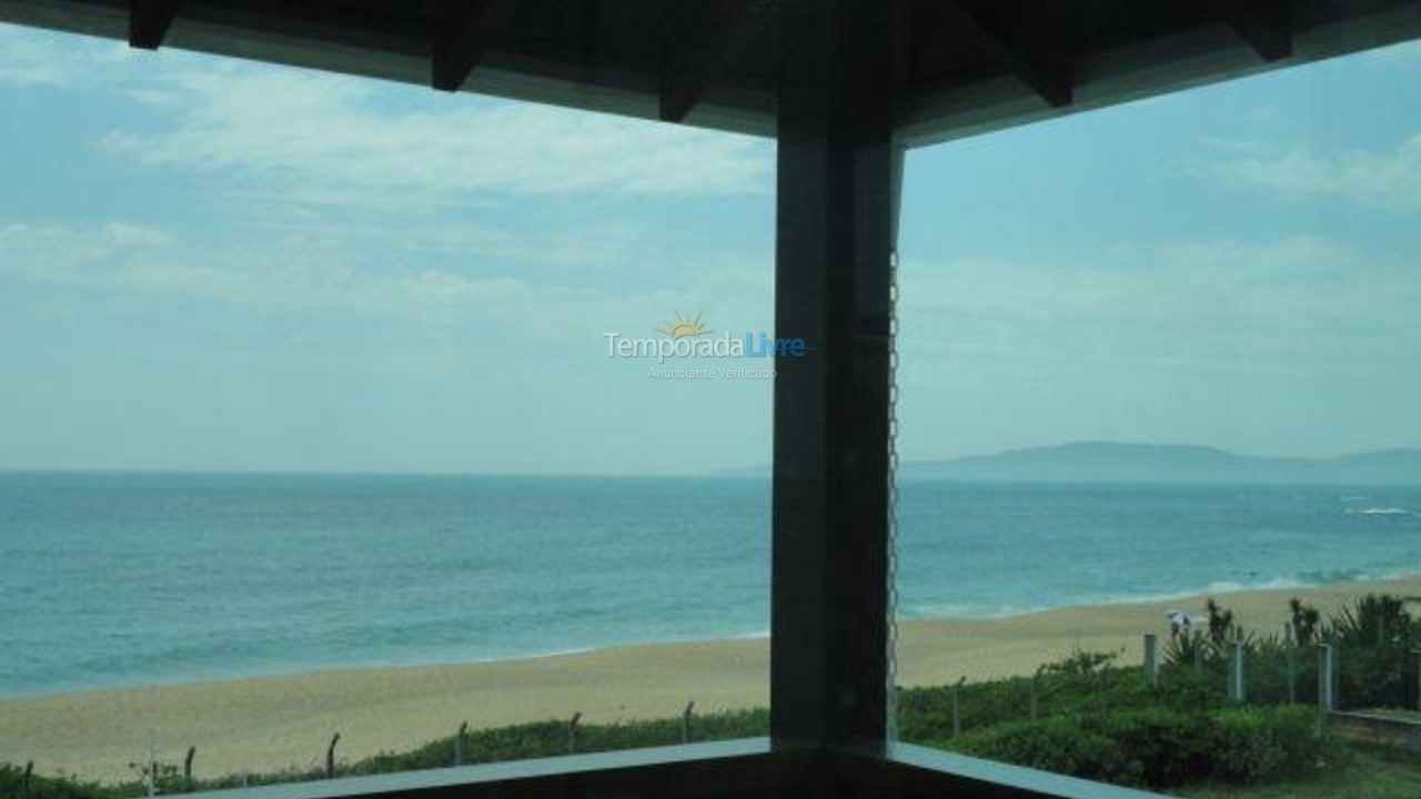 Casa para aluguel de temporada em Balneário Camboriú (Praia do Estaleirinho)