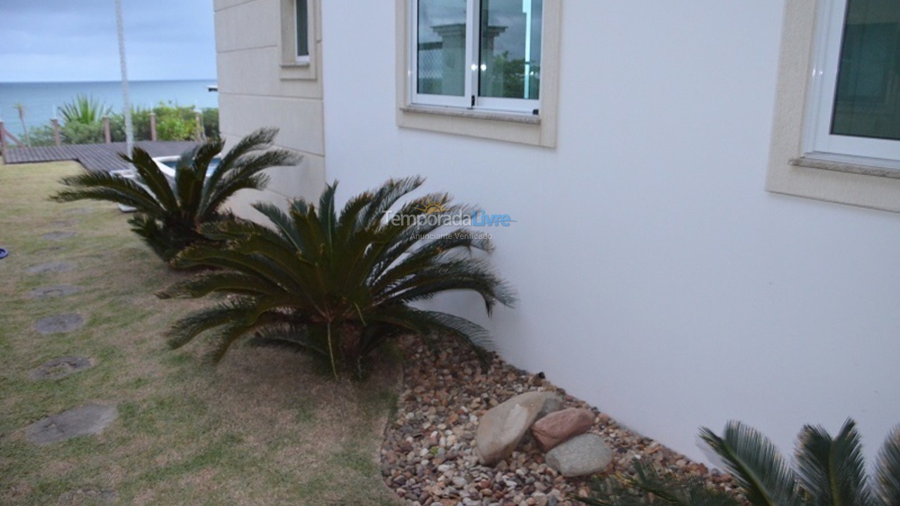 Casa para aluguel de temporada em Balneário Camboriú (Praia do Estaleirinho)