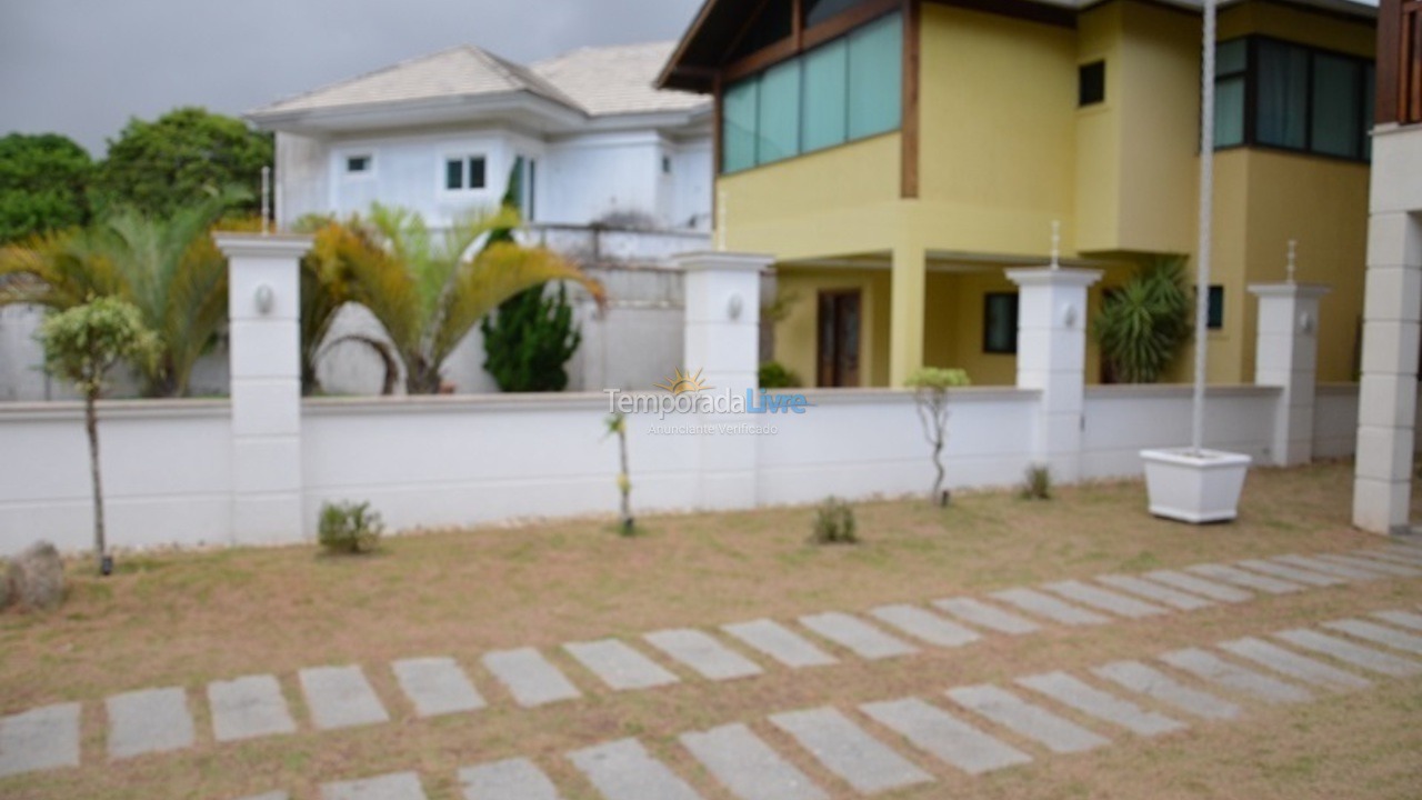 Casa para aluguel de temporada em Balneário Camboriú (Praia do Estaleirinho)