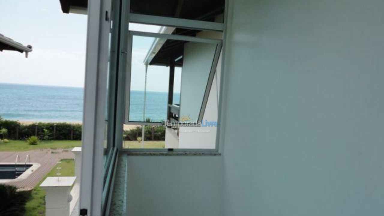 Casa para aluguel de temporada em Balneário Camboriú (Praia do Estaleirinho)