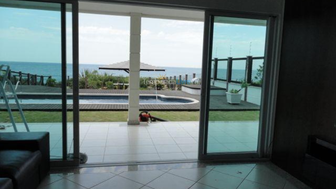 Casa para aluguel de temporada em Balneário Camboriú (Praia do Estaleirinho)