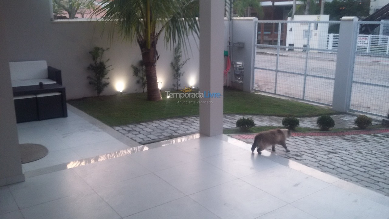 Casa para alquiler de vacaciones em Garopaba (Centro)