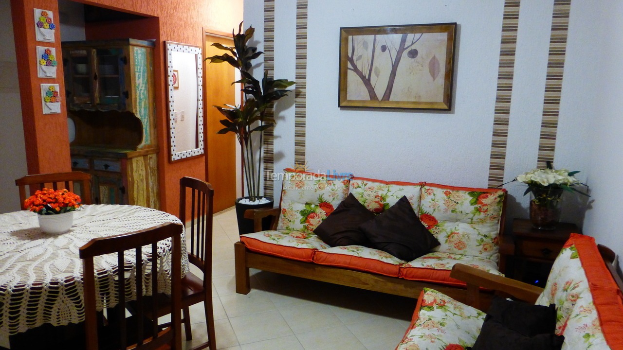 Apartment for vacation rental in Ubatuba (Praia das Toninhas)