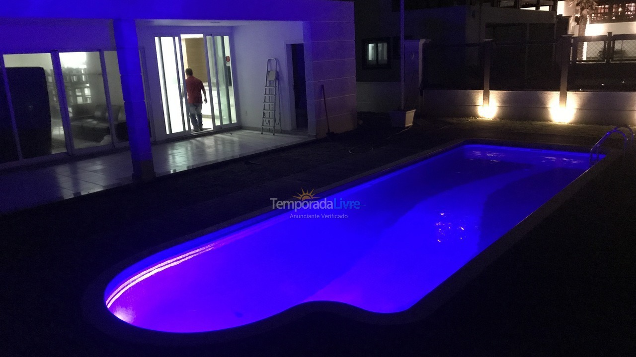 Casa para aluguel de temporada em Balneário Camboriú (Praia do Estaleirinho)