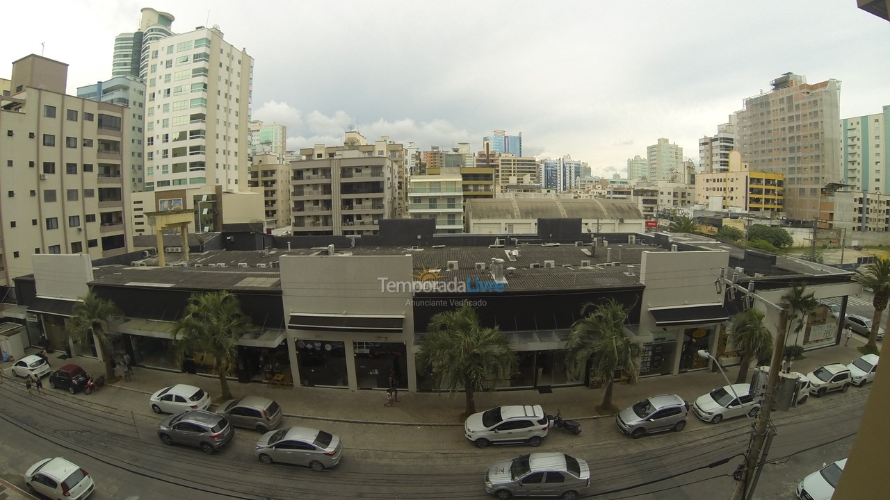 Apartment for vacation rental in Itapema (Meia Praia)