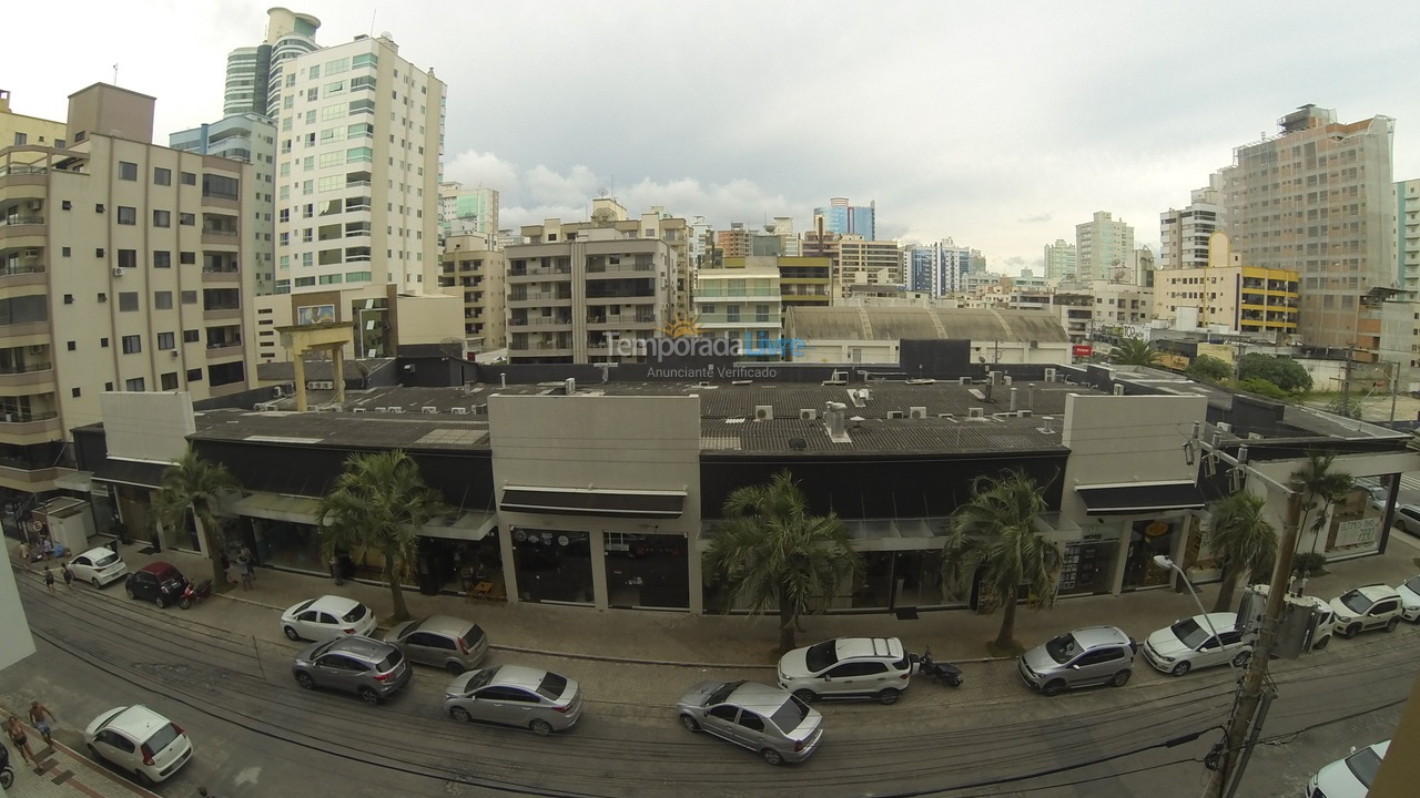 Apartment for vacation rental in Itapema (Meia Praia)