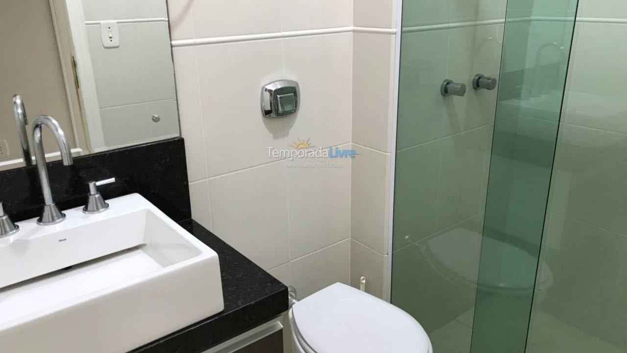 Apartamento para aluguel de temporada em Itapema (Meia Praia)