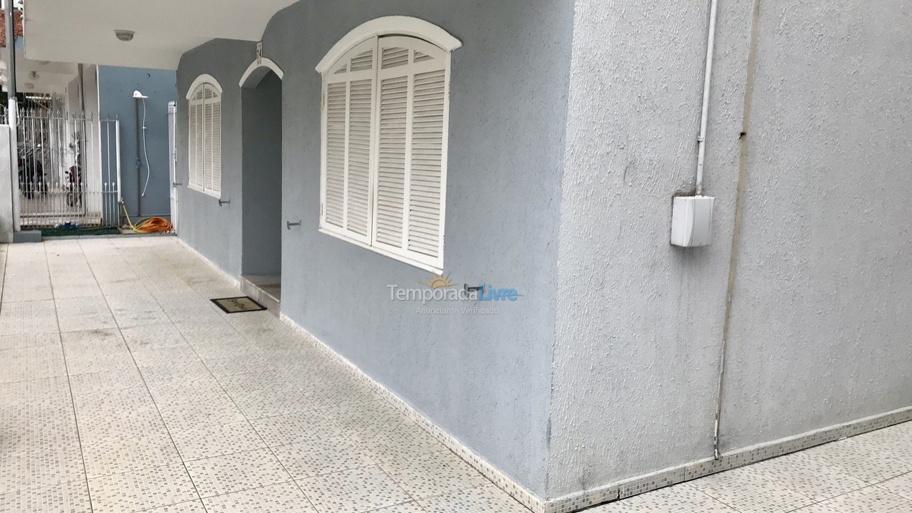 Casa para aluguel de temporada em Balneário Camboriú (Praia Central)